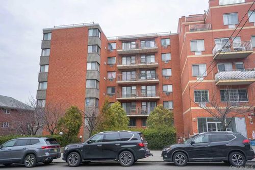 apt-3d-139-35 35th Ave, Flushing, NY, 11354-3529 | Card Image