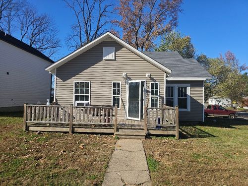 738 Gracey Ave, Clarksville, TN, 37040-4081 | Card Image