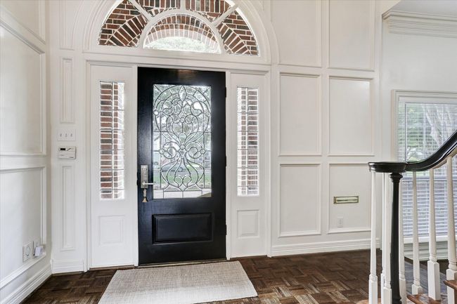 5411 Pine St, House other with 5 bedrooms, 5 bathrooms and 3 parking in Bellaire TX | Image 5