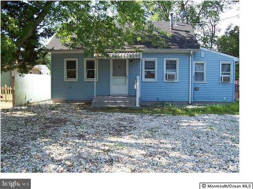 56 Atlantic Ave, WARETOWN, NJ, 08758-2401 | Card Image