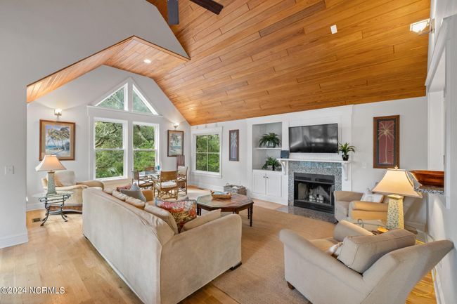 206 N Bald Head Wynd, House other with 3 bedrooms, 4 bathrooms and 2 parking in Bald Head Island NC | Image 4
