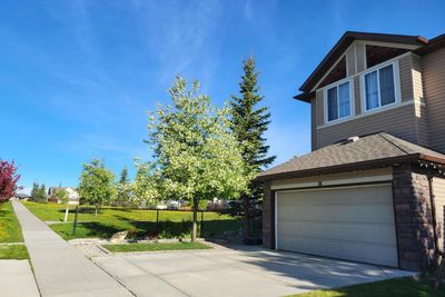 36 Panatella Gate Nw, House detached with 4 bedrooms, 2 bathrooms and 4 parking in Calgary AB | Image 1