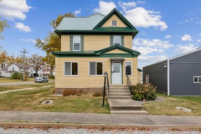 301 N Massillon Street, House other with 3 bedrooms, 1 bathrooms and null parking in Stanwood IA | Image 1