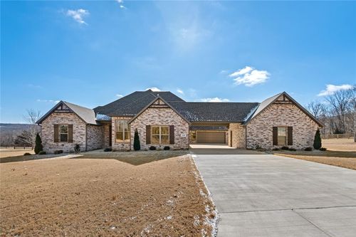 21161 Silent Oak Drive, Fayetteville, AR, 72703 | Card Image