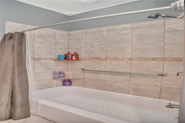 Full bath with shower / bath combo | Image 13
