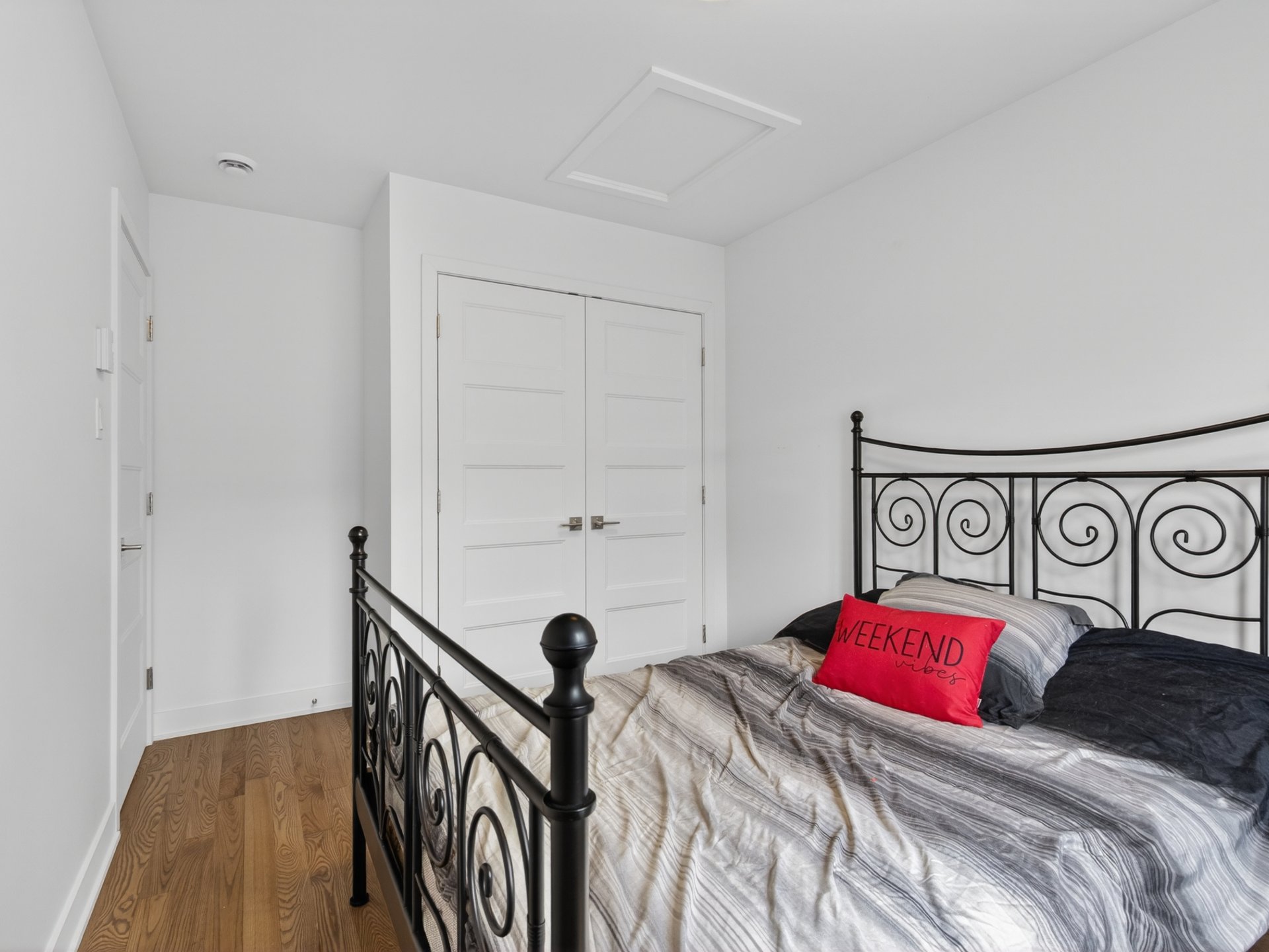 Residential in Laval (Sainte-Rose) 5
