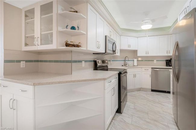 Kitchen | Image 11