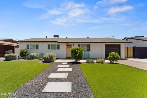7531 E Belleview St, Scottsdale, AZ, 85257-4028 | Card Image