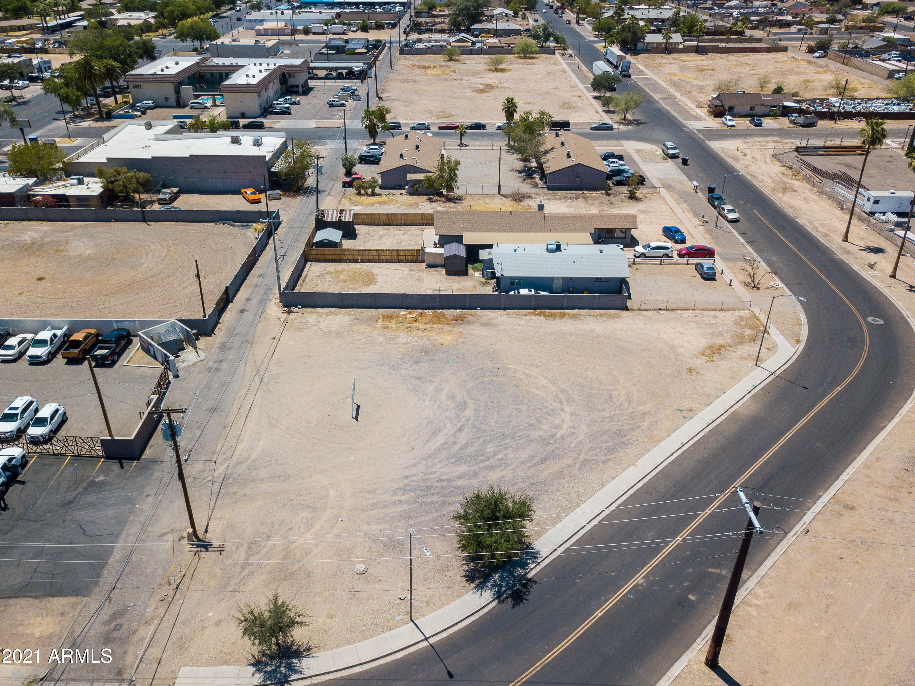 Commercial Lease in Glendale