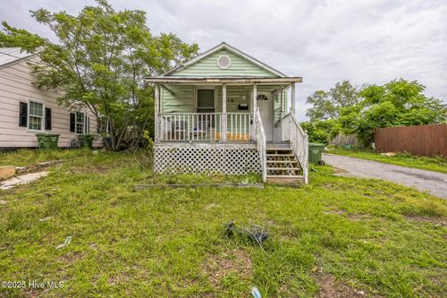 115 Wright St, Wilmington, NC, 28401-5644 | Card Image