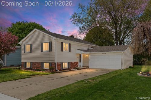 42646 Somerset Dr, Canton, MI, 48187-3023 | Card Image
