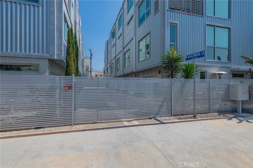 Residential in Los Angeles