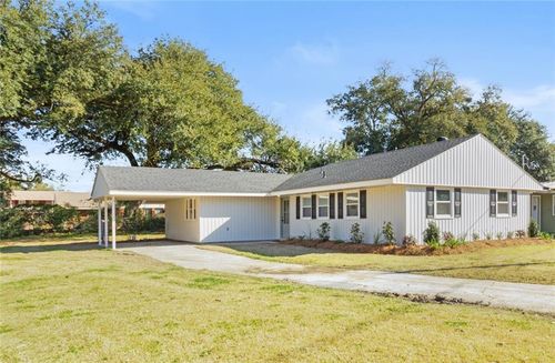 131 Celia Dr, Luling, LA, 70070-4005 | Card Image