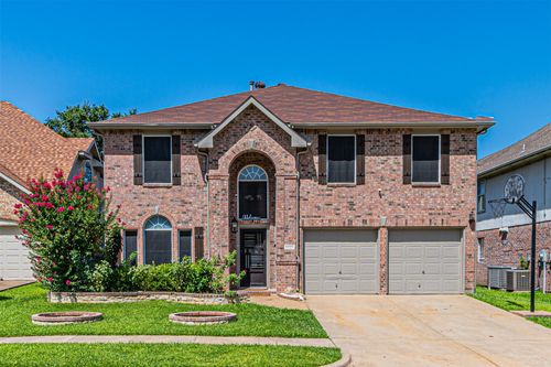 5001 Worthing Dr, Garland, TX, 75043-7640 | Card Image