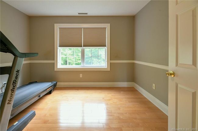 Bedroom #3 | Image 25
