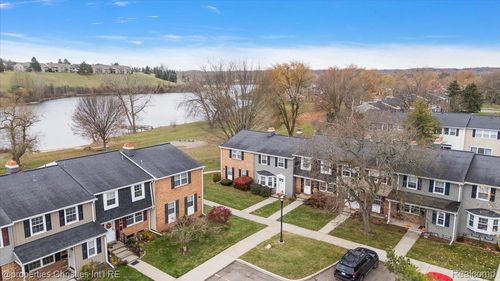 41327 Lagoon Ct, Northville, MI, 48167-1923 | Card Image