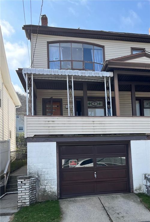 63 W Railroad Street, Nesquehoning Boro, PA, 18240 | Card Image