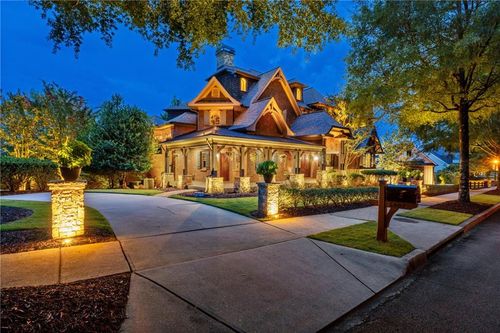 6407 Grand Marina Cir, Gainesville, GA, 30506-7807 | Card Image