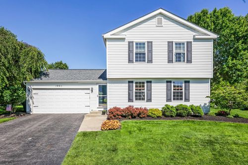 1951 Eldorado Ct, Powell, OH, 43065-9566 | Card Image