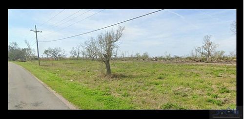 7568/7569 Shrimpers Row, Dulac, LA, 70363 | Card Image
