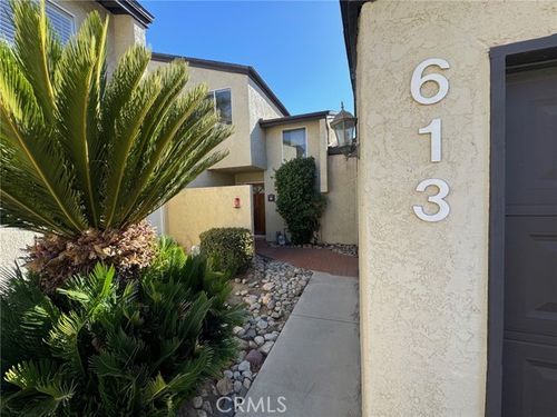 613 Parkview Pl, Lake Elsinore, CA, 92530 | Card Image