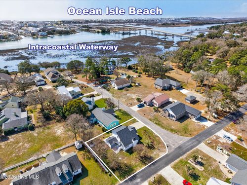 1561 Shipwatch Ln Sw, Ocean Isle Beach, NC, 28469-6032 | Card Image