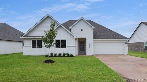 15808 E 75th Pl N, Owasso, OK, 74055-8584 | Card Image