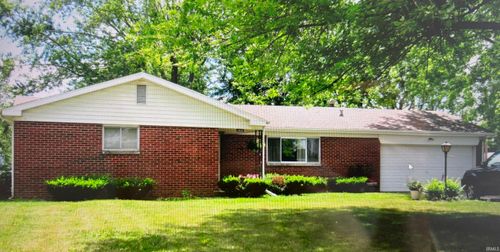 2435 W 8th St, Marion, IN, 46953-1004 | Card Image