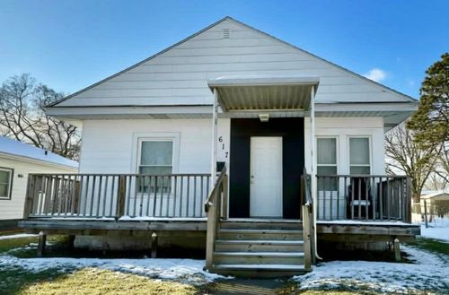 617 Boston Ave, Waterloo, IA, 50703-2036 | Card Image