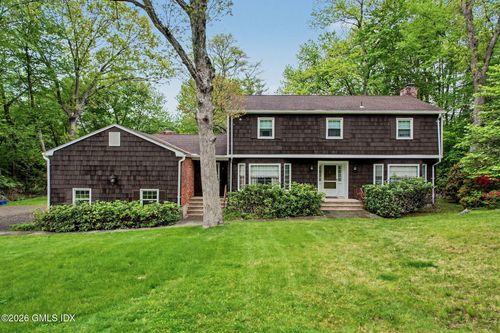45 Carriage Dr S, Stamford, CT, 06902-1501 | Card Image