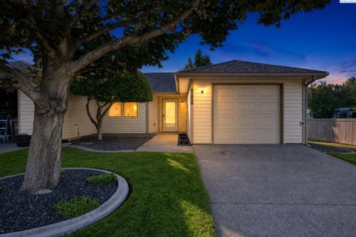 3212 S Huntington St, Kennewick, WA, 99337-2556 | Card Image