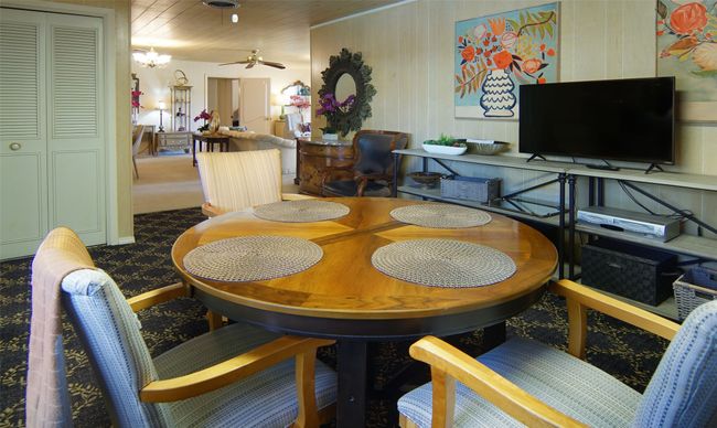 623 N 2353 Road, House other with 4 bedrooms, 4 bathrooms and null parking in Possum Kingdom Lake TX | Image 21