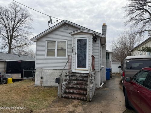 181 Hilltop Blvd, Keyport, NJ, 07735-6018 | Card Image