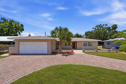 2440 66th Ave S, ST PETERSBURG, FL, 33712-5604 | Card Image