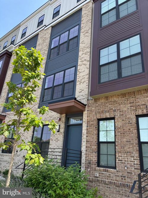 7373 Arlington Blvd, FALLS CHURCH, VA, 22042-3223 | Card Image