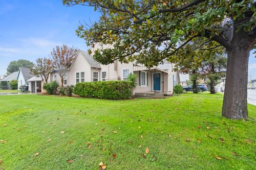 4570 E Tulare St, Fresno, CA, 93702-3050 | Card Image