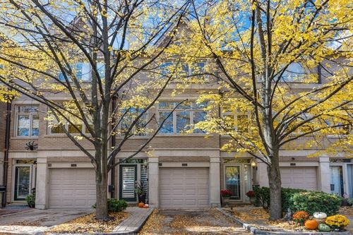 2715 N Janssen Ave, Chicago, IL, 60614-1132 | Card Image