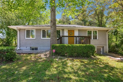877 Lee Andrews Ave Se, Atlanta, GA, 30315-6813 | Card Image