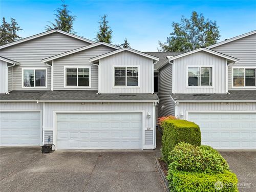 609-14607 52nd Ave W, Edmonds, WA, 98026-3853 | Card Image