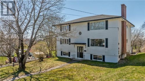 7 Northumberland Ave, Saint John, NB, E2J2L2 | Card Image