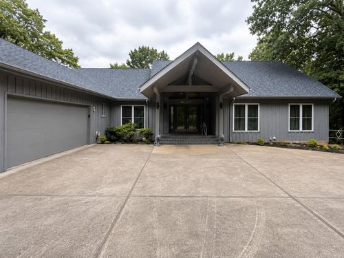 56 N Lakeshore Dr, Cherokee Village, AR, 72529-4110 | Card Image