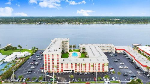372-2711 N Halifax Ave, DAYTONA BEACH, FL, 32118-3100 | Card Image