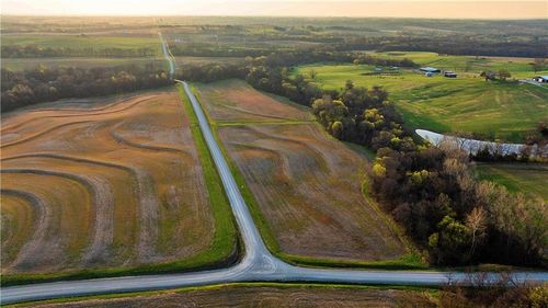 0001 Williams Road, Dearborn, MO, 64439 | Card Image