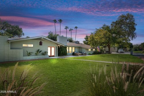 2007 E Rancho Dr, Phoenix, AZ, 85016-2702 | Card Image