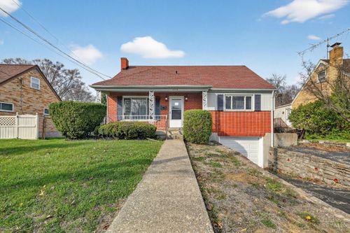 2290 Deblin Drive, Springfield Twp., OH, 45239 | Card Image
