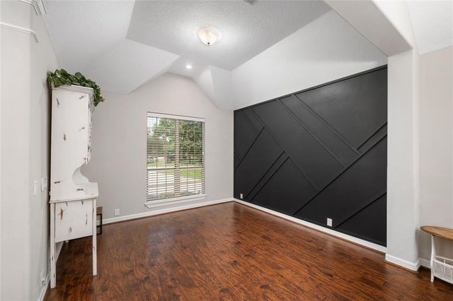 29518 Timber Trail St, House other with 5 bedrooms, 4 bathrooms and 2 parking in Spring TX | Image 6