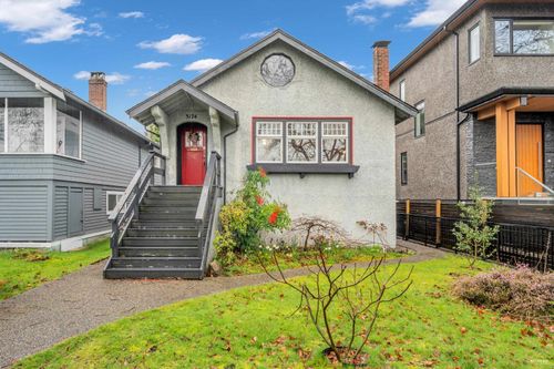 3174 W 10th Ave, Vancouver, BC, V6K2K9 | Card Image