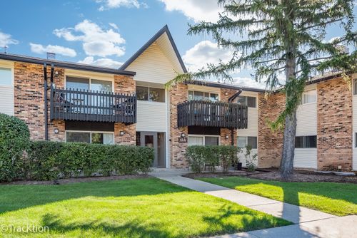 203-13A Kingery Quarter, Willowbrook, IL, 60527-6536 | Card Image