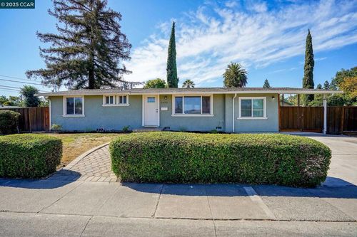 2206 Gehringer Dr, Concord, CA, 94520-1609 | Card Image