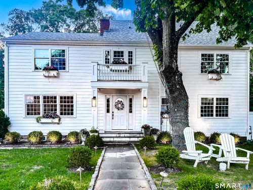 28 Oak St, Westport, CT, 06880-2026 | Card Image